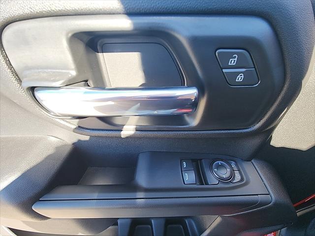 new 2025 GMC Sierra 1500 car, priced at $44,279