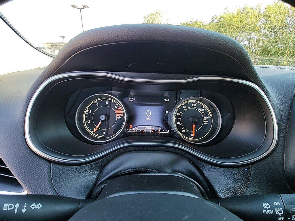 used 2023 Jeep Cherokee car, priced at $20,633