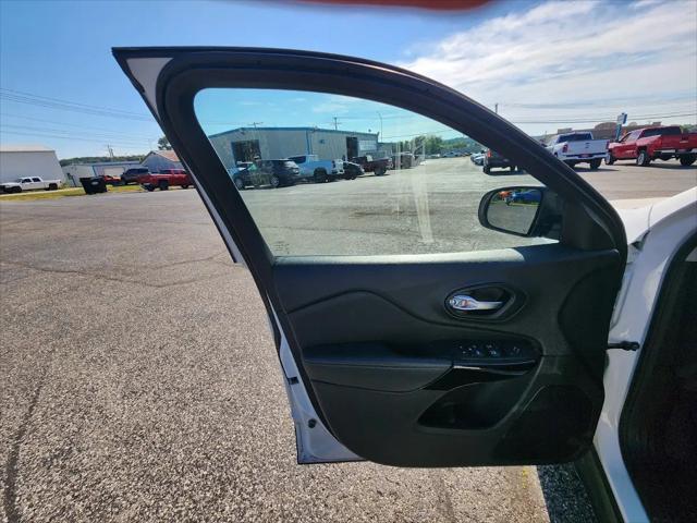 used 2023 Jeep Cherokee car, priced at $22,980