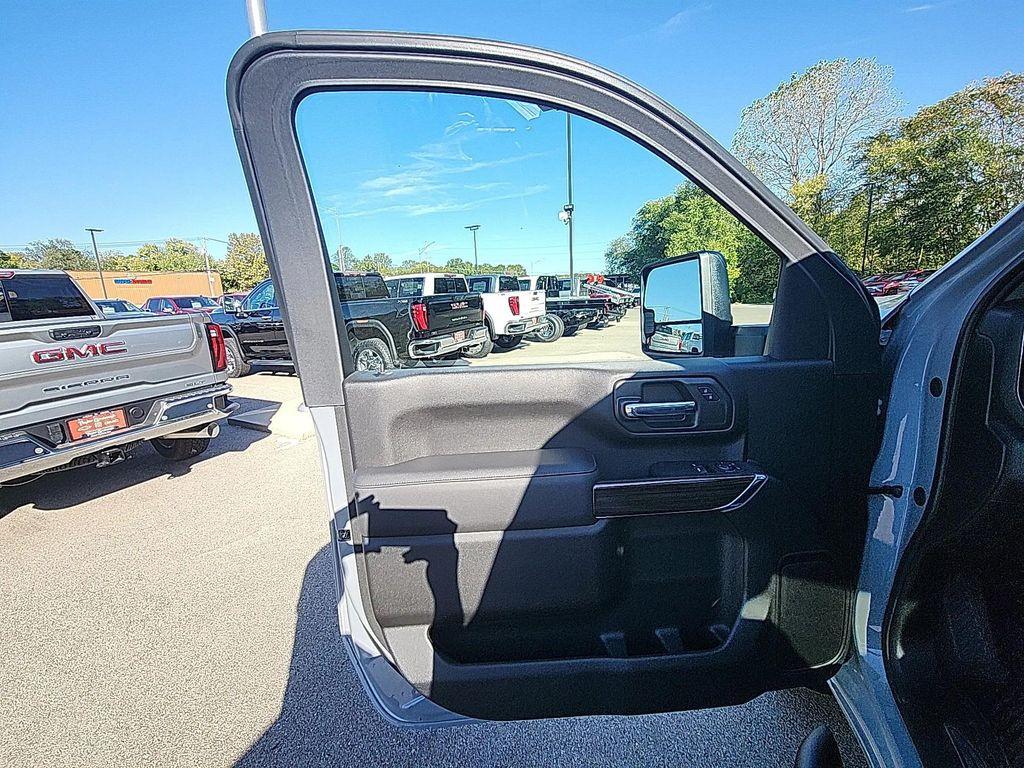 used 2024 Chevrolet Silverado 3500 car, priced at $50,771