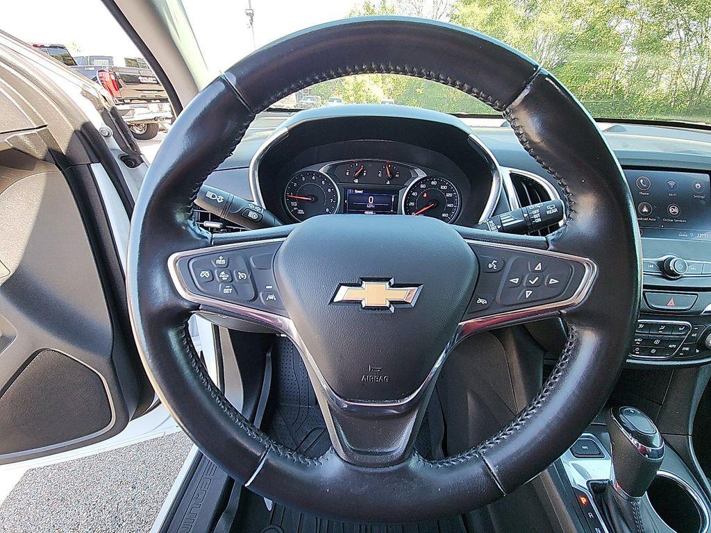 used 2021 Chevrolet Equinox car, priced at $18,895