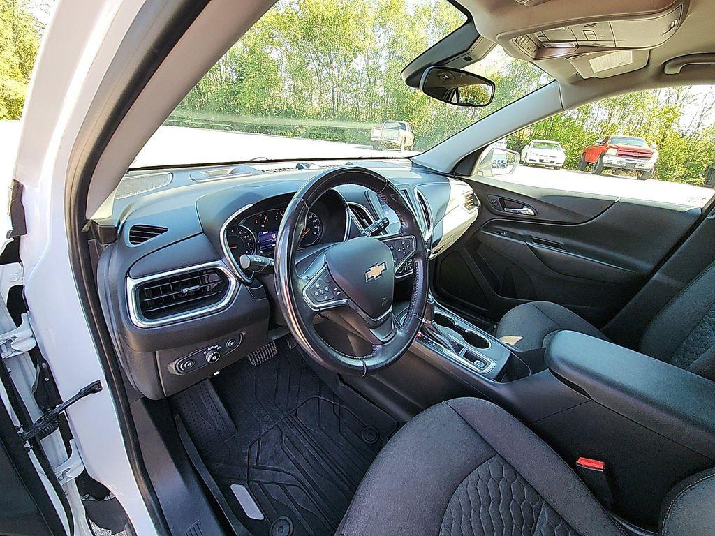 used 2021 Chevrolet Equinox car, priced at $18,895
