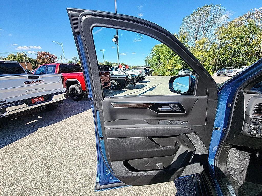 new 2026 Chevrolet Tahoe car, priced at $84,027