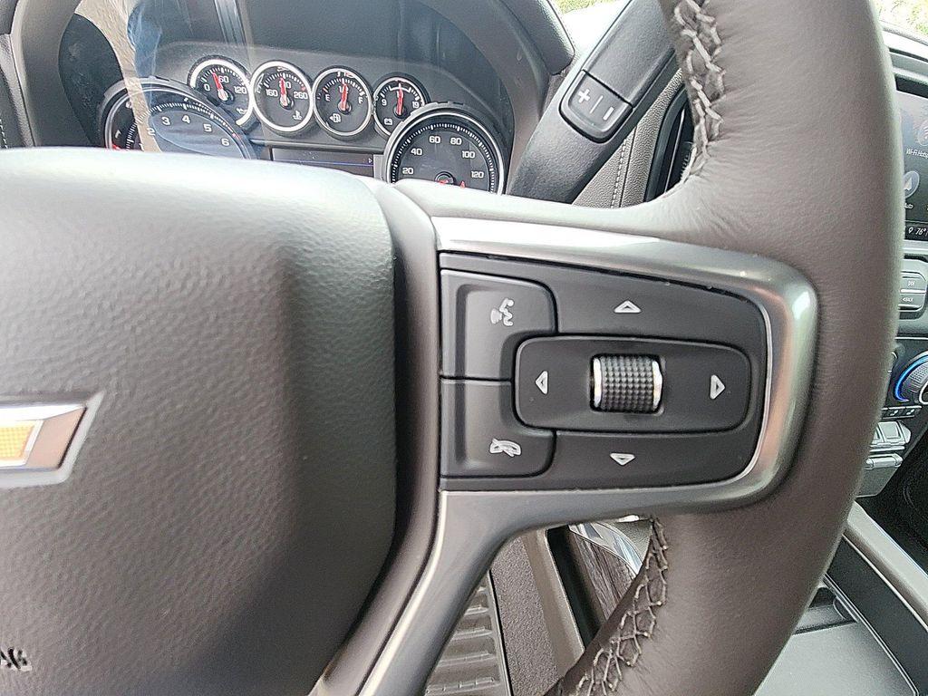 used 2022 Chevrolet Silverado 1500 car, priced at $33,713