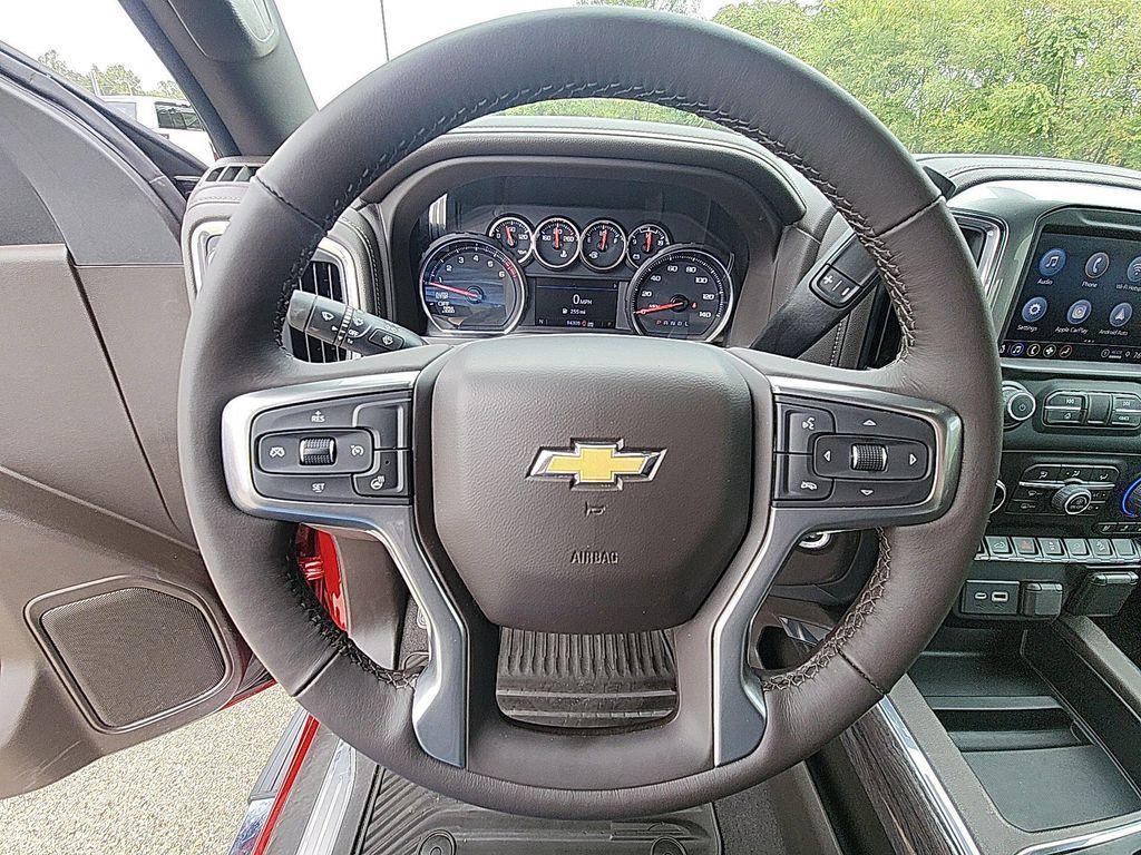 used 2022 Chevrolet Silverado 1500 car, priced at $33,713