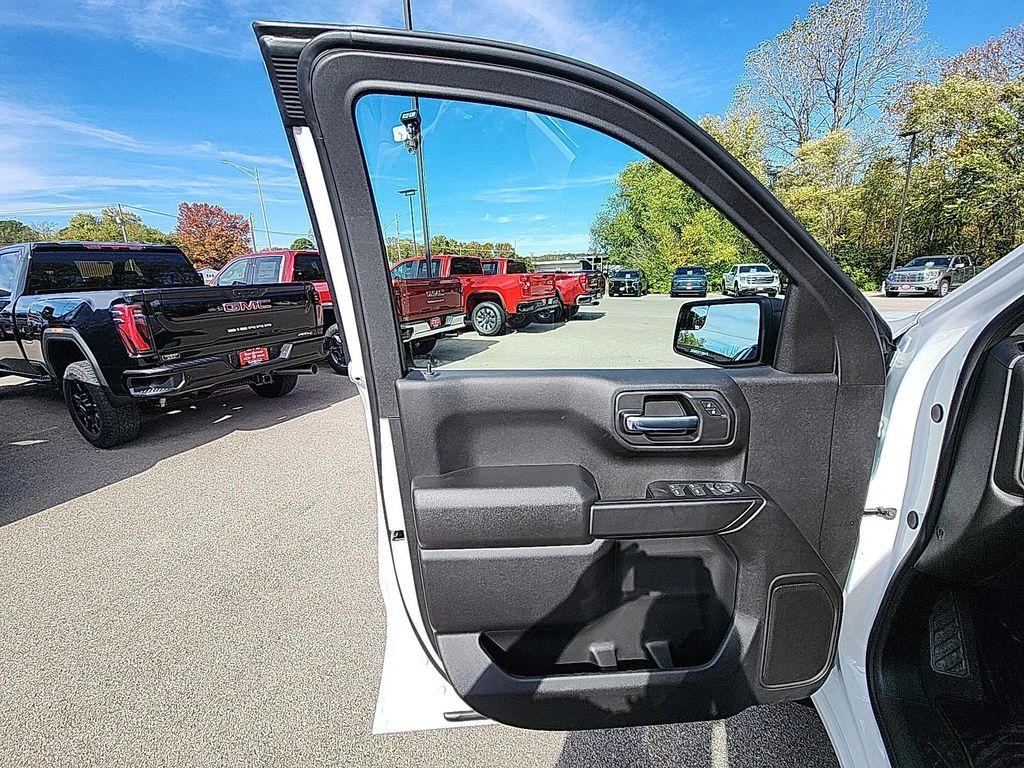 new 2026 Chevrolet Silverado 1500 car, priced at $42,174