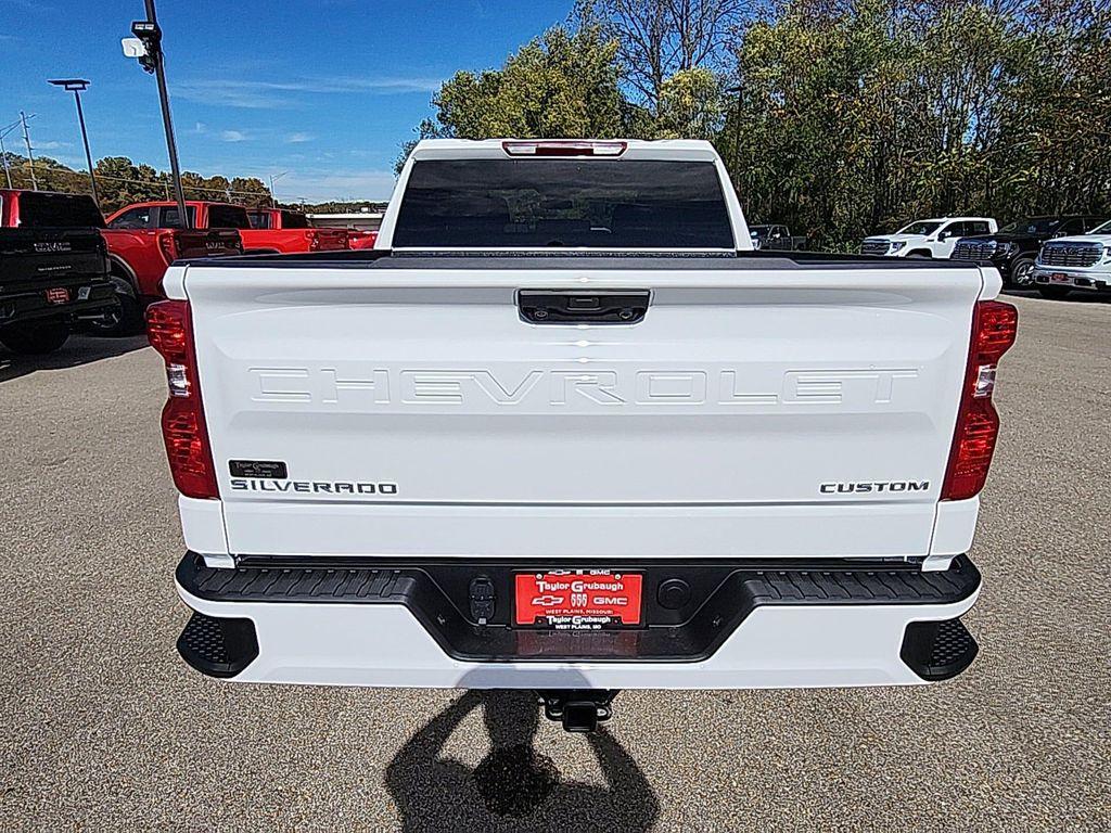 new 2026 Chevrolet Silverado 1500 car, priced at $42,174