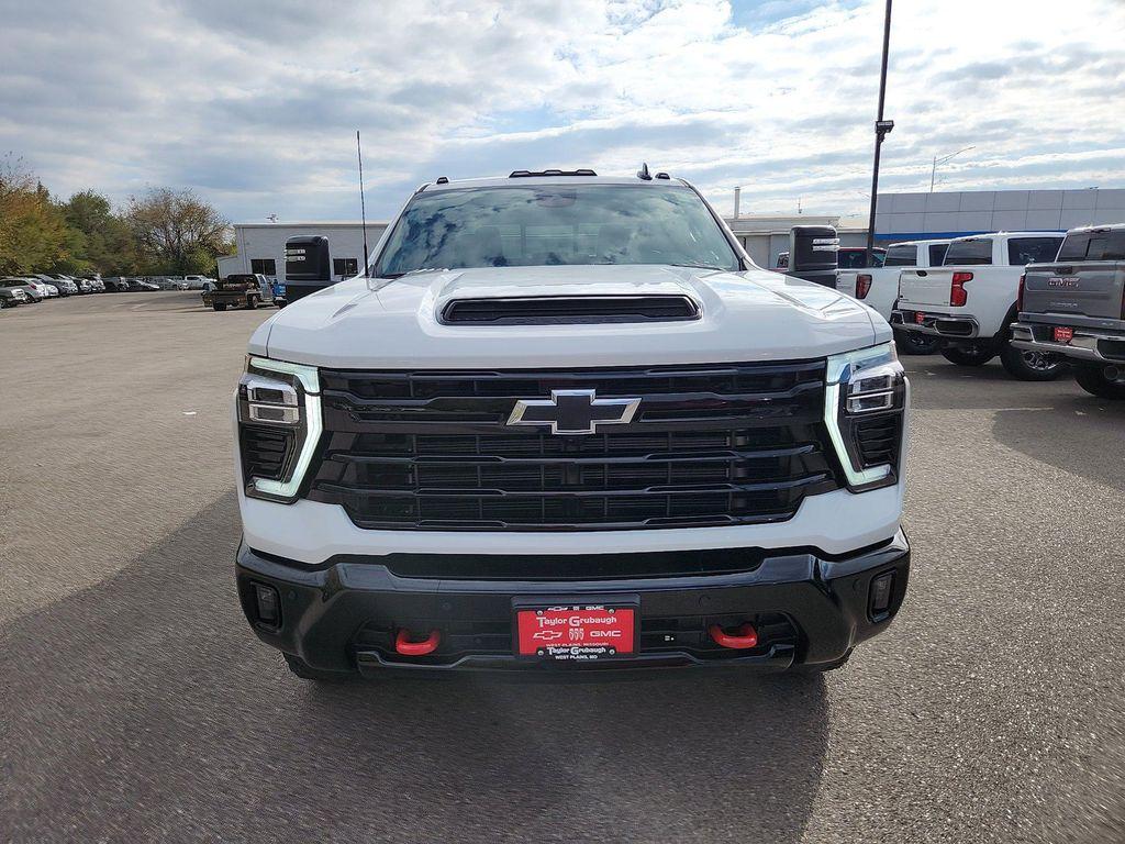 new 2026 Chevrolet Silverado 3500 car, priced at $63,916