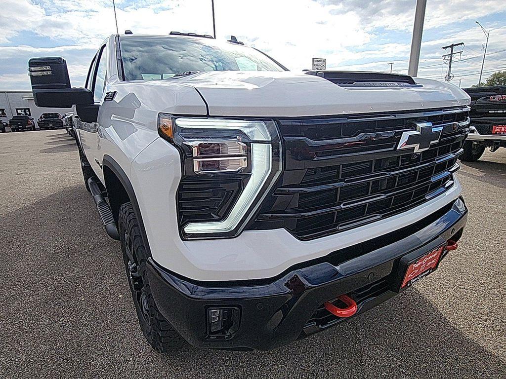 new 2026 Chevrolet Silverado 3500 car, priced at $63,916
