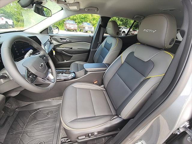 new 2025 Chevrolet Trax car, priced at $25,718