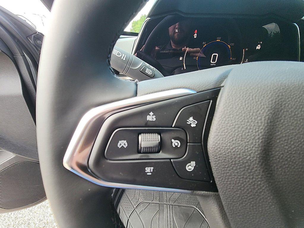 new 2025 Chevrolet Trax car, priced at $25,218