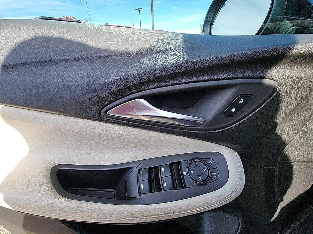 used 2024 Buick Encore GX car, priced at $20,979