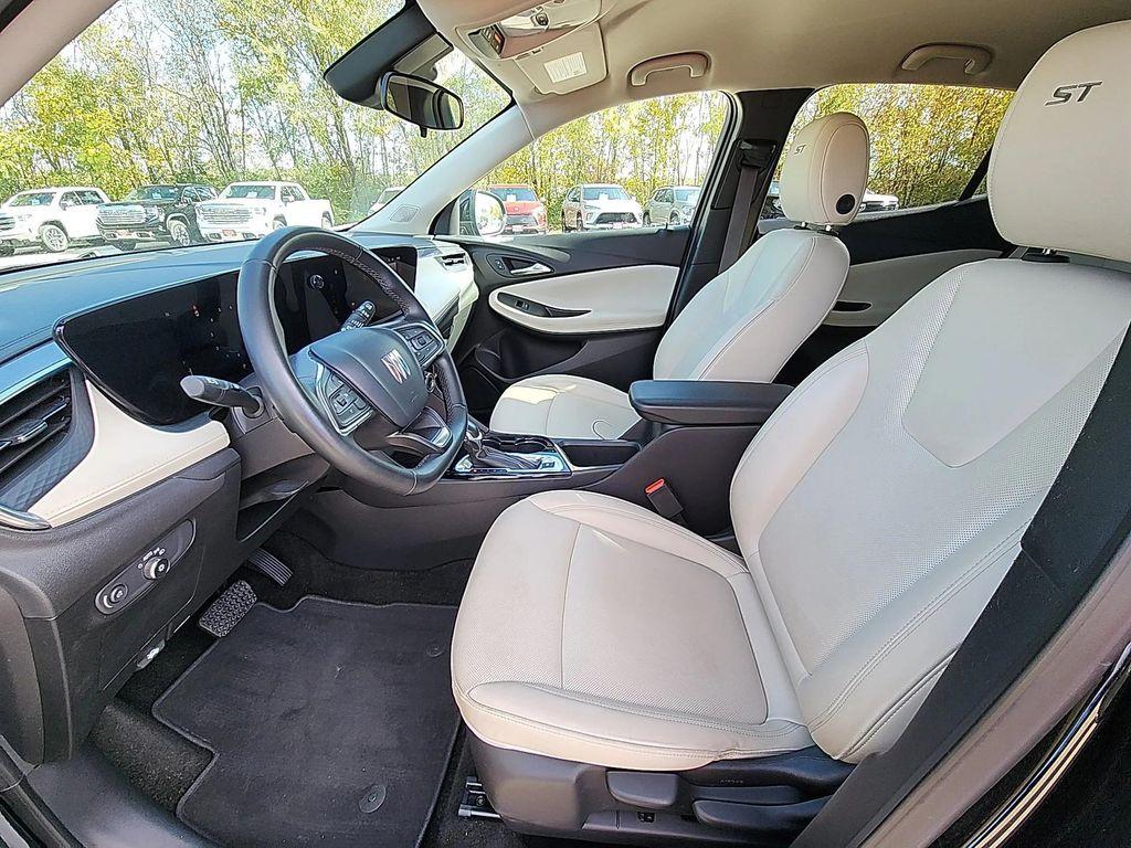 used 2024 Buick Encore GX car, priced at $20,979