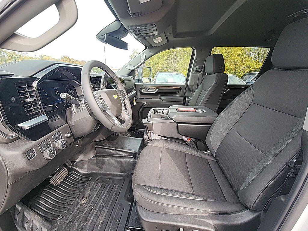 new 2026 Chevrolet Silverado 3500 car, priced at $84,333