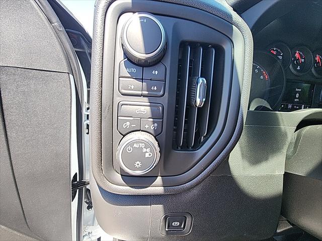 new 2025 Chevrolet Silverado 1500 car, priced at $50,545