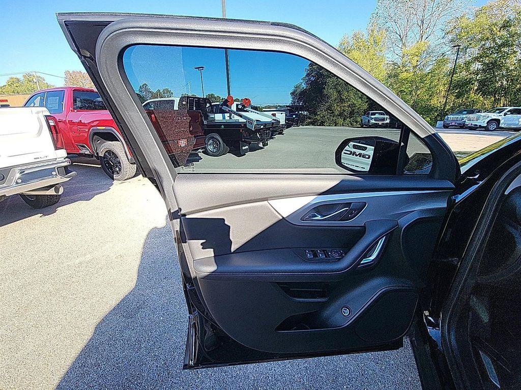 used 2023 Chevrolet Blazer car, priced at $26,980