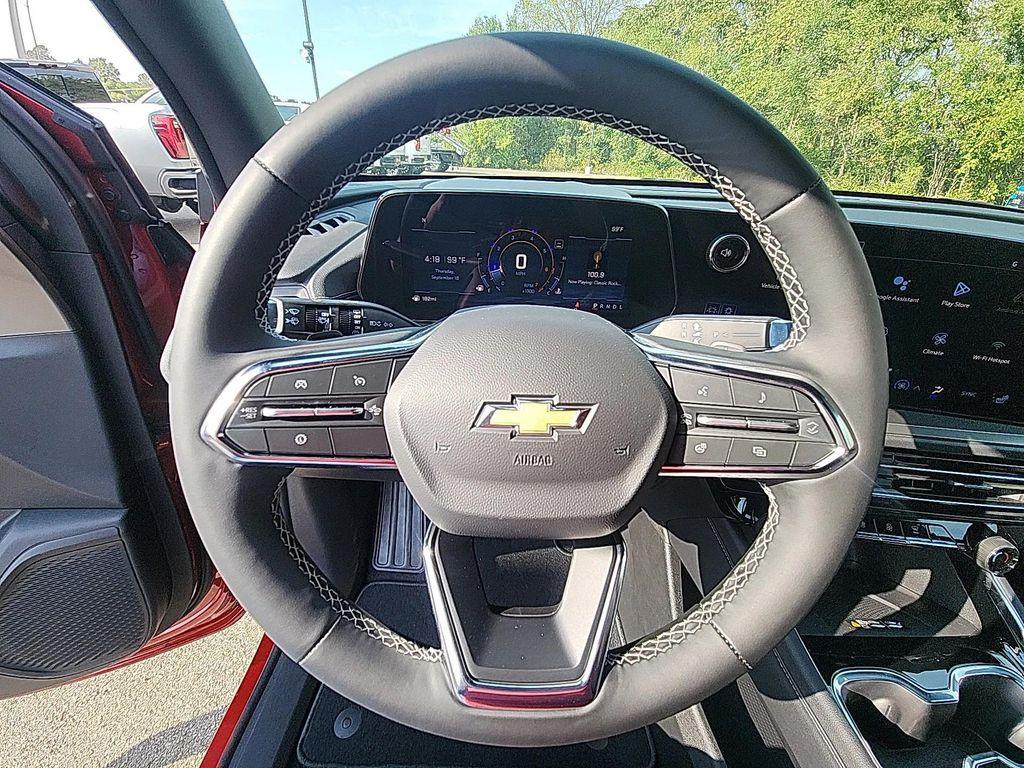 new 2026 Chevrolet Traverse car, priced at $43,676