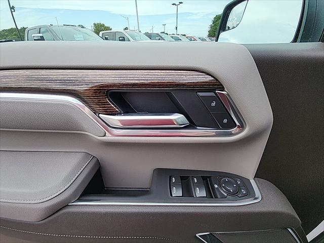 new 2025 GMC Sierra 1500 car, priced at $55,615