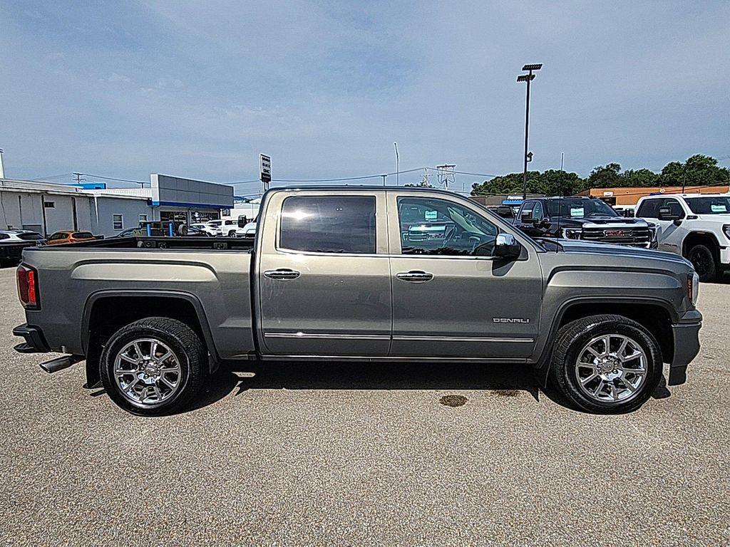 used 2018 GMC Sierra 1500 car, priced at $32,925