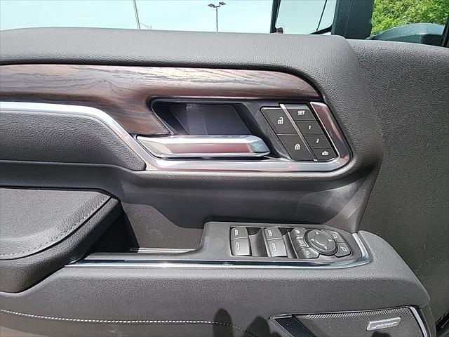 new 2025 GMC Sierra 2500 car, priced at $78,201