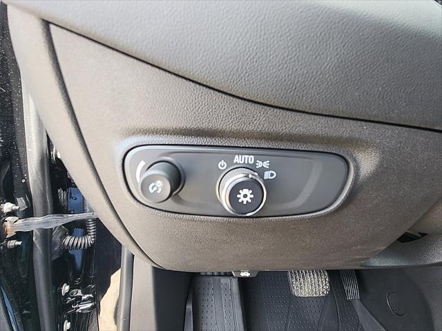 used 2022 Chevrolet Equinox car, priced at $20,451