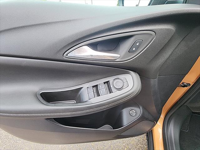 new 2025 Buick Encore GX car, priced at $26,520
