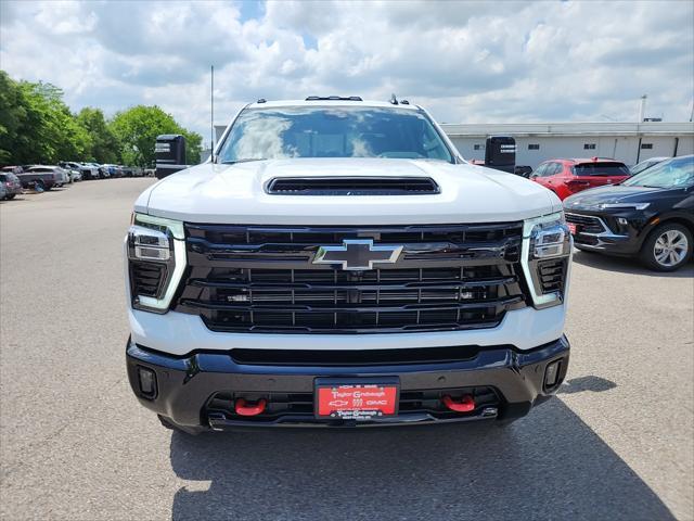 new 2025 Chevrolet Silverado 3500 car, priced at $73,767