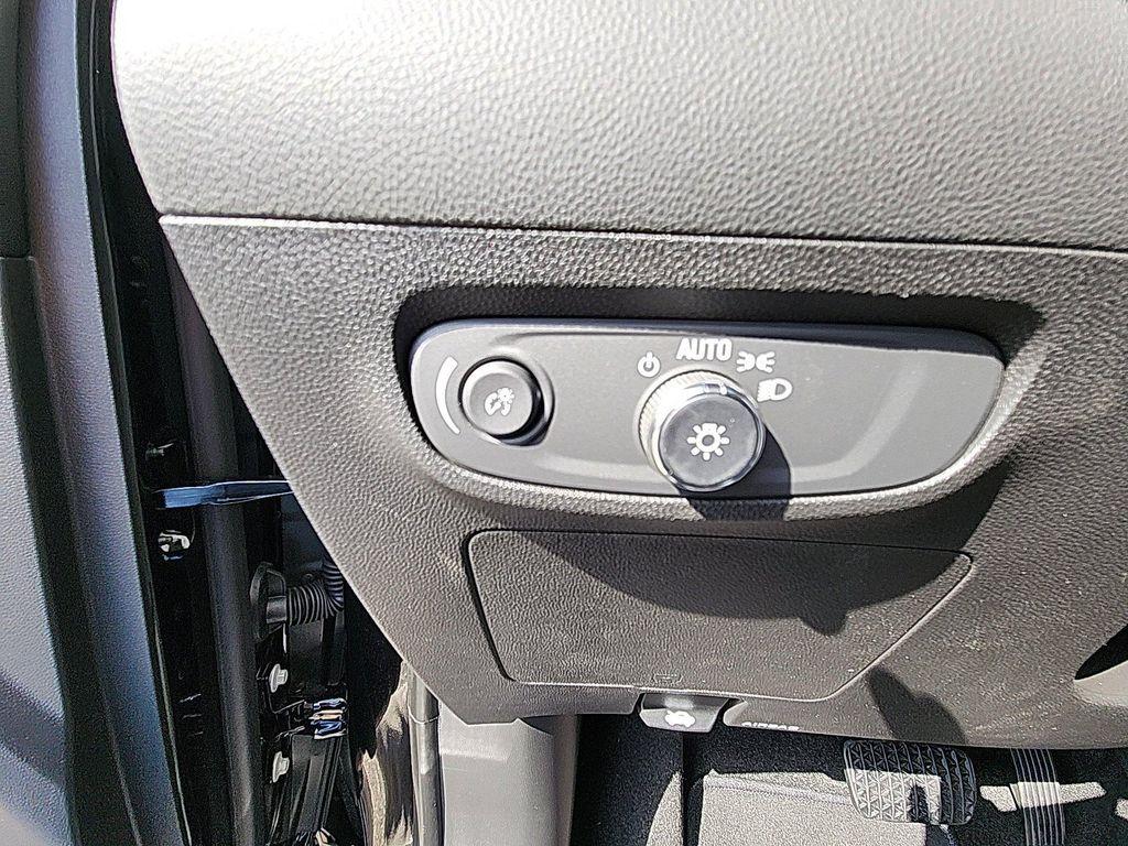 new 2026 Buick Encore GX car, priced at $27,150