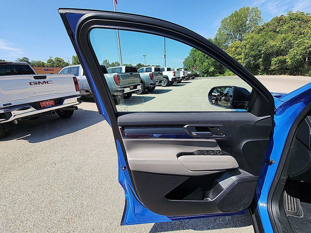 new 2026 GMC Terrain car, priced at $31,979