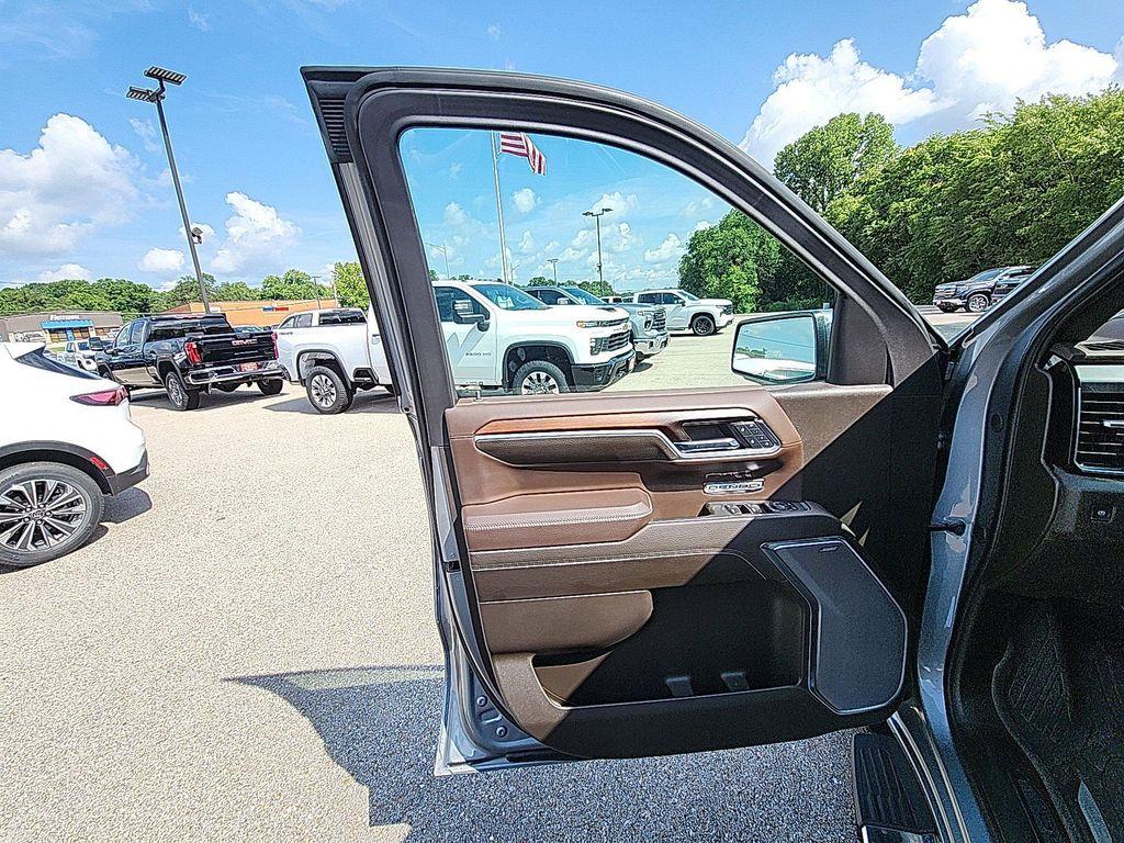 used 2025 GMC Sierra 1500 car, priced at $61,521