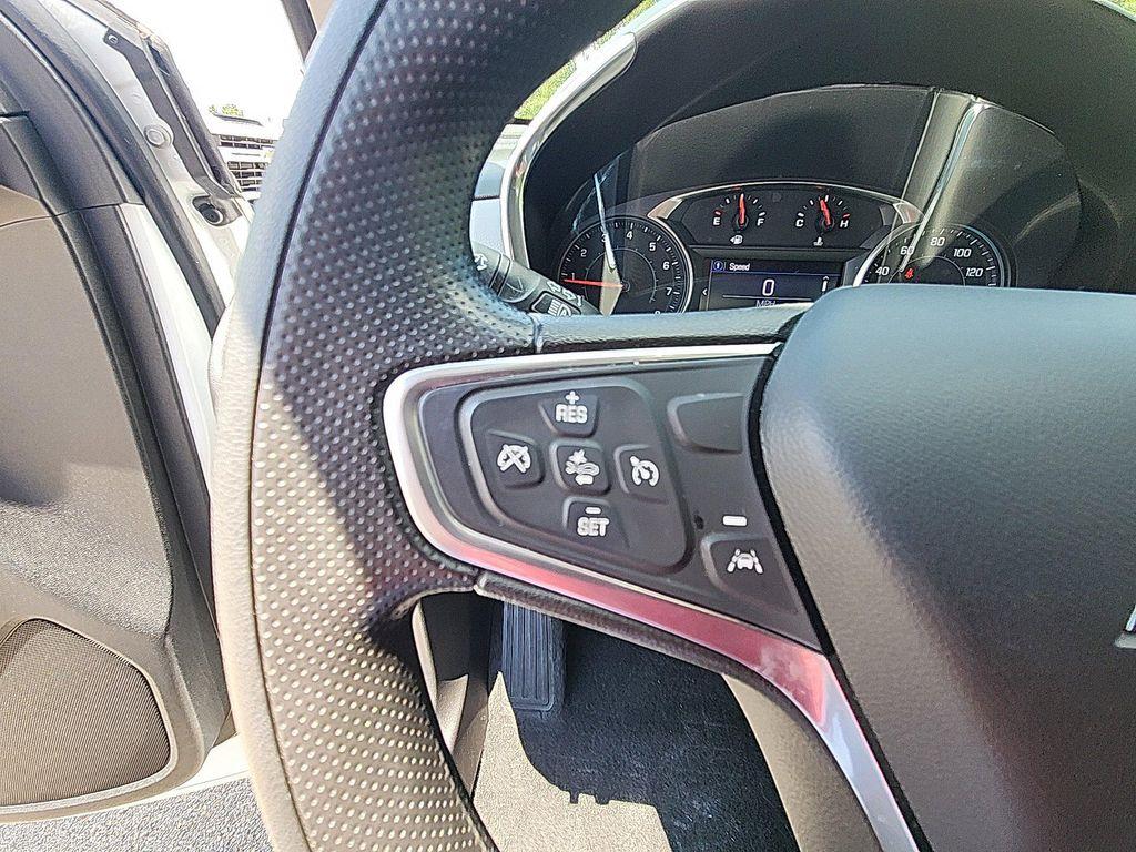 used 2022 Chevrolet Equinox car, priced at $20,623