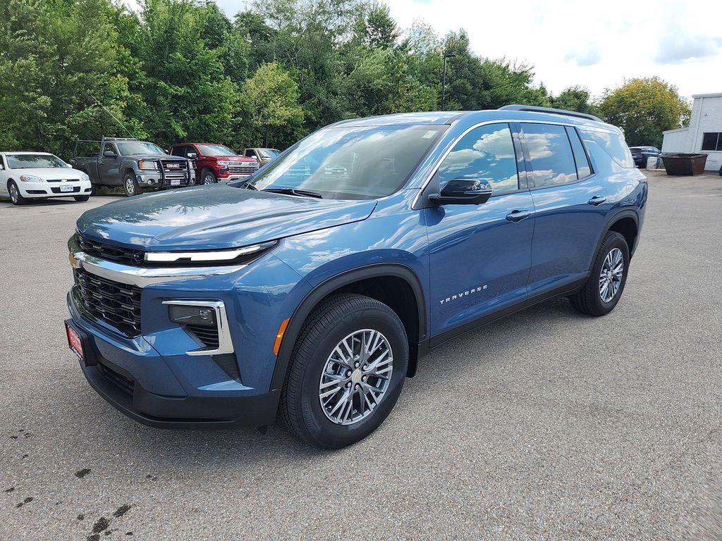 new 2025 Chevrolet Traverse car, priced at $42,844