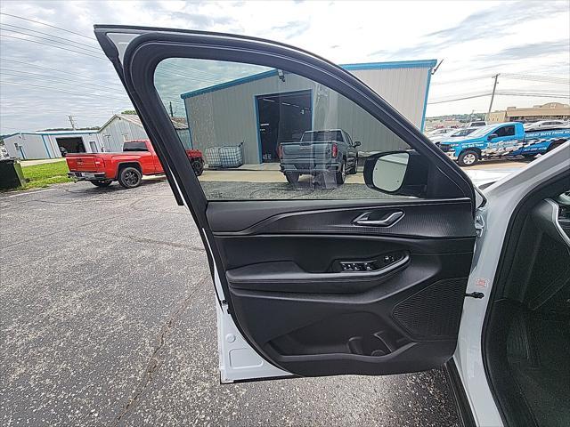 used 2024 Jeep Grand Cherokee L car, priced at $33,980
