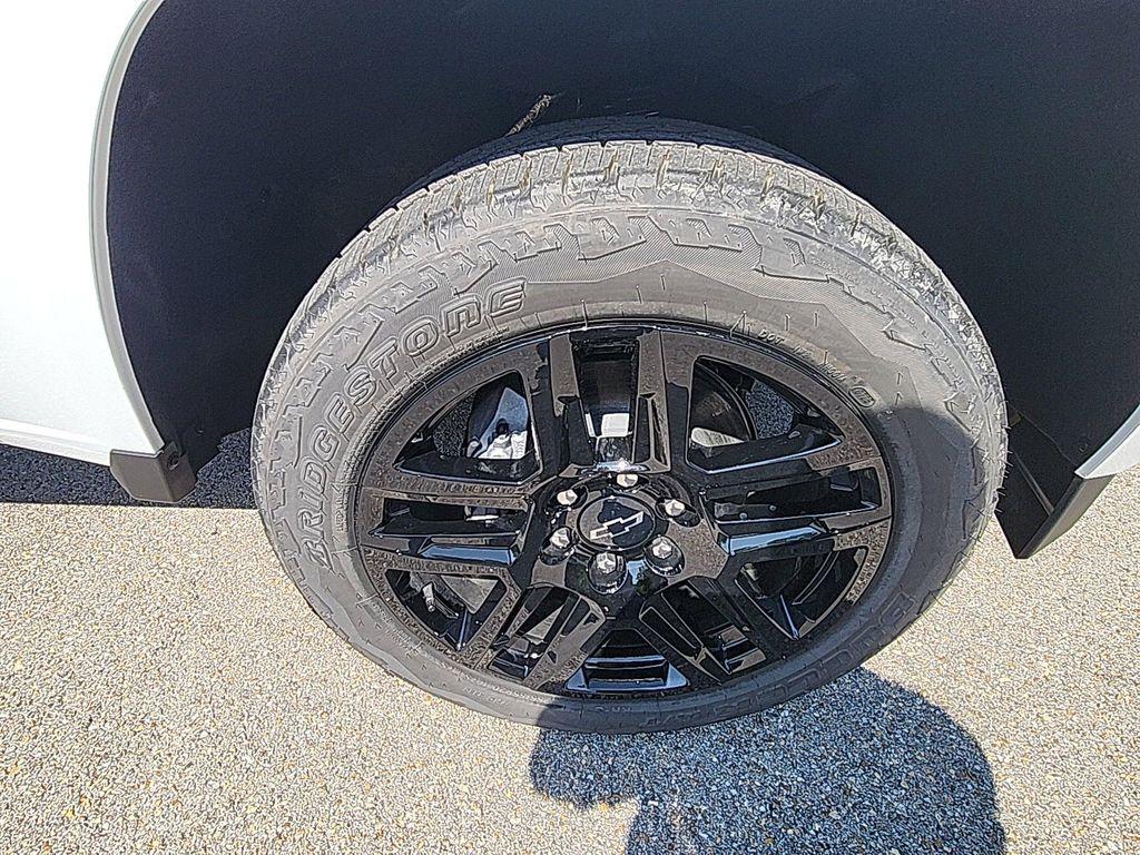 new 2025 Chevrolet Colorado car, priced at $45,442