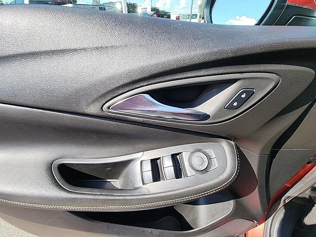 used 2024 Buick Encore GX car, priced at $21,955