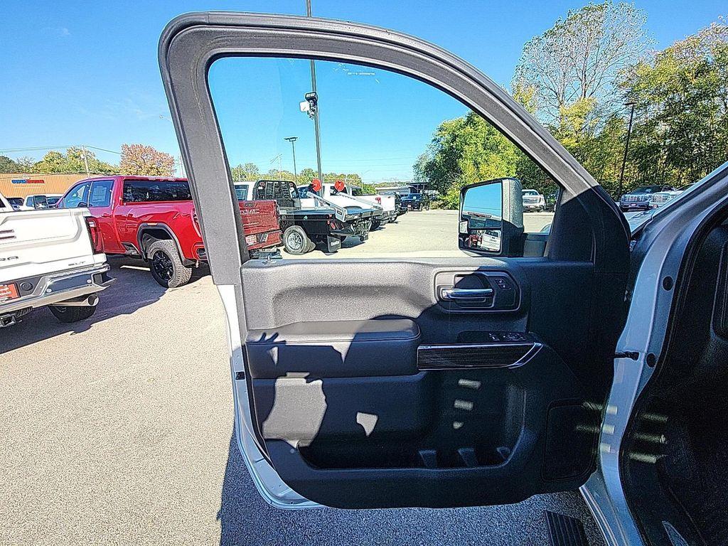 used 2020 Chevrolet Silverado 3500 car, priced at $36,976