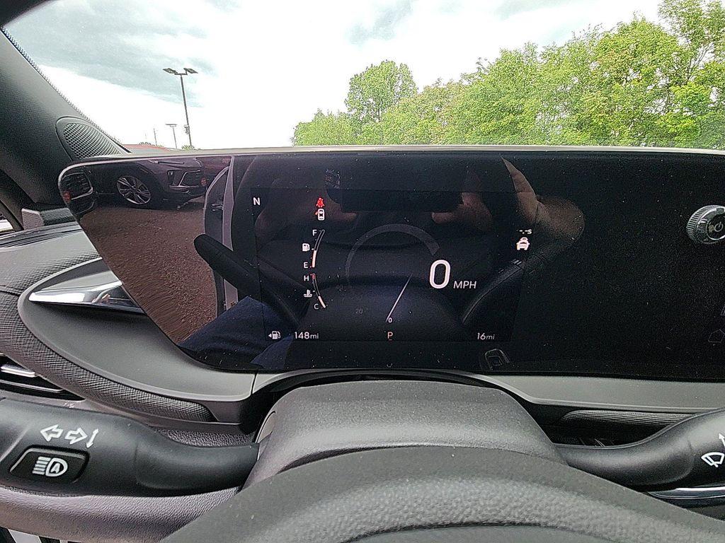 new 2025 Buick Envista car, priced at $23,280