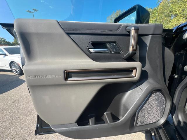 new 2025 GMC HUMMER EV Pickup car, priced at $117,435