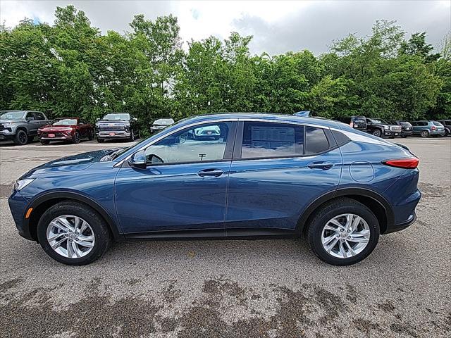 new 2025 Buick Envista car, priced at $26,830