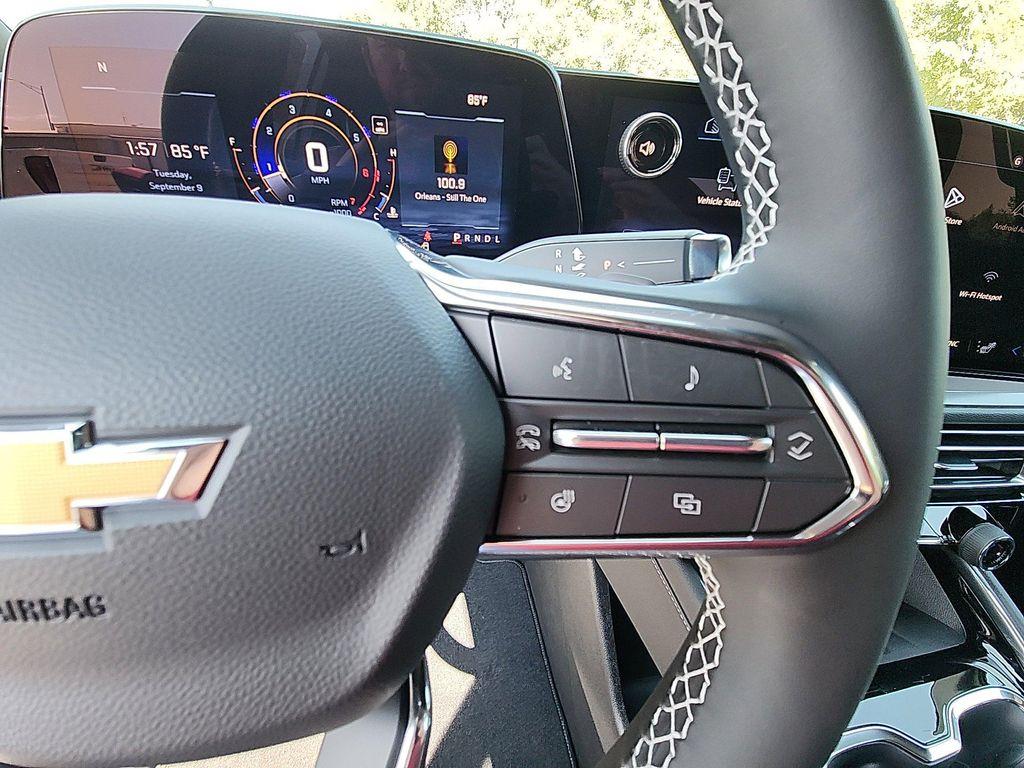 new 2026 Chevrolet Traverse car, priced at $46,029