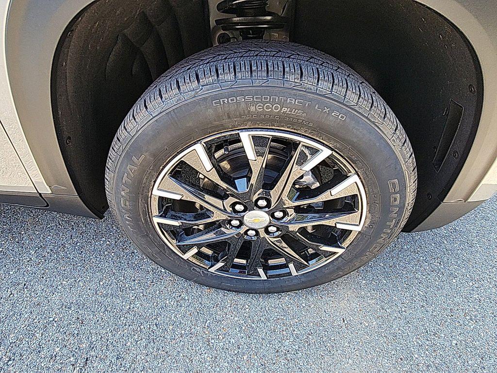 new 2026 Chevrolet Traverse car, priced at $46,029