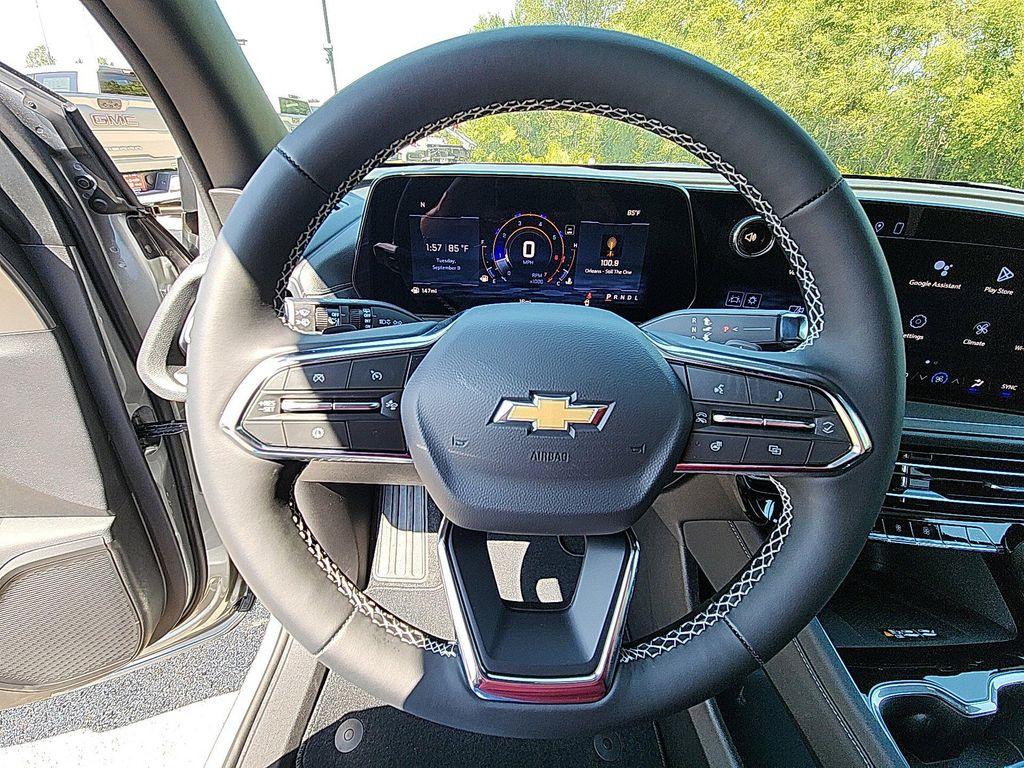 new 2026 Chevrolet Traverse car, priced at $46,029