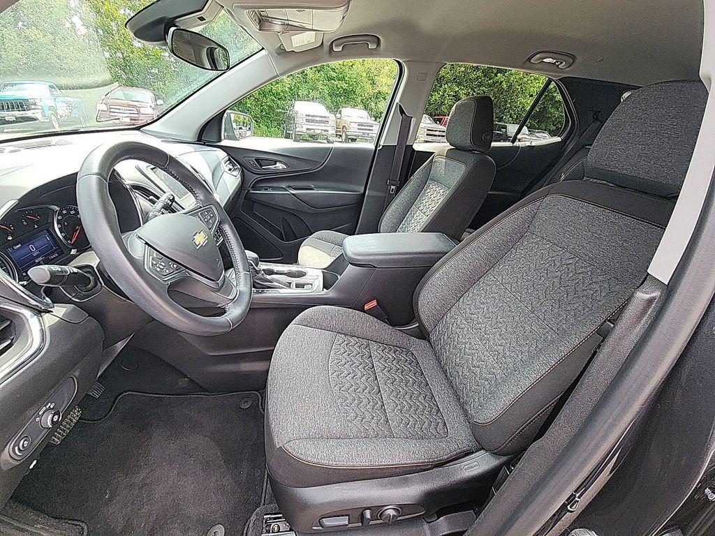used 2022 Chevrolet Equinox car, priced at $19,201