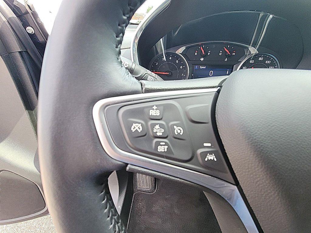 used 2022 Chevrolet Equinox car, priced at $19,201