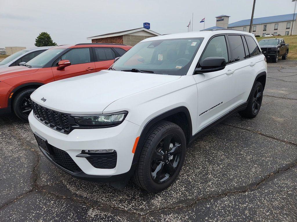 used 2023 Jeep Grand Cherokee car, priced at $28,932