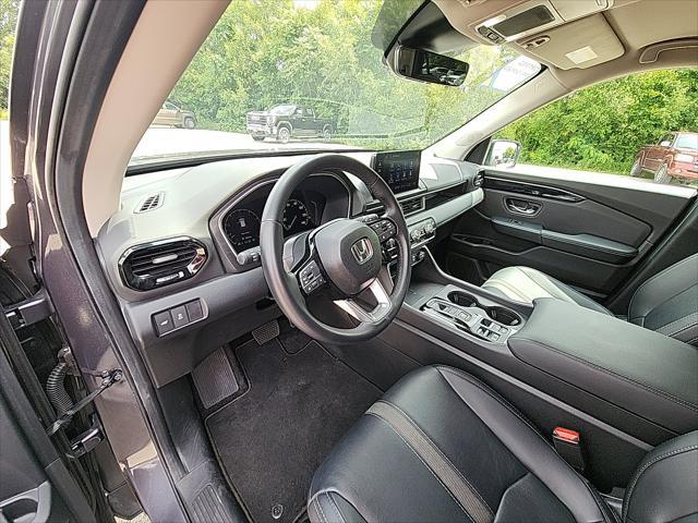 used 2025 Honda Pilot car, priced at $38,761