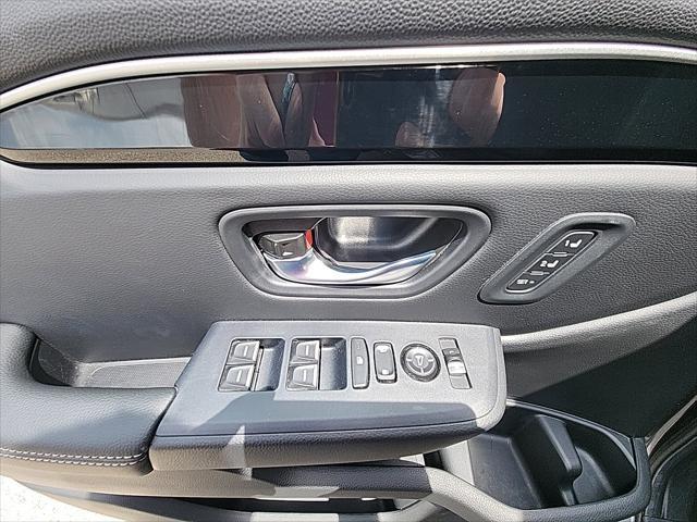 used 2025 Honda Pilot car, priced at $38,761