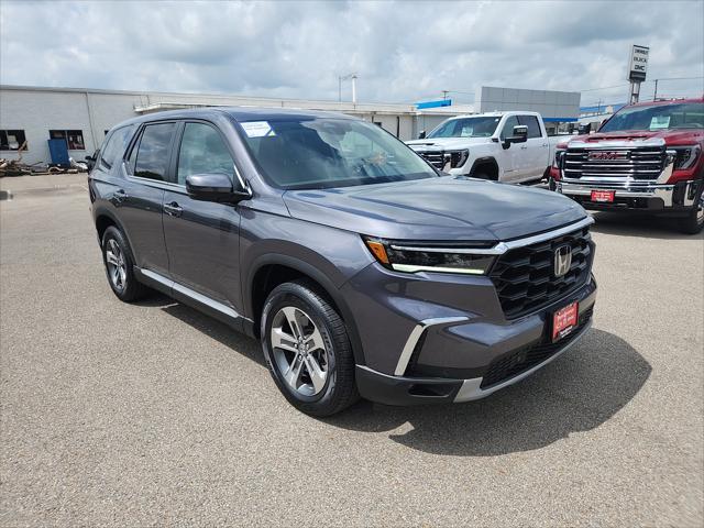 used 2025 Honda Pilot car, priced at $38,761