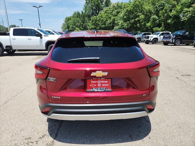 new 2025 Chevrolet Trax car, priced at $24,525