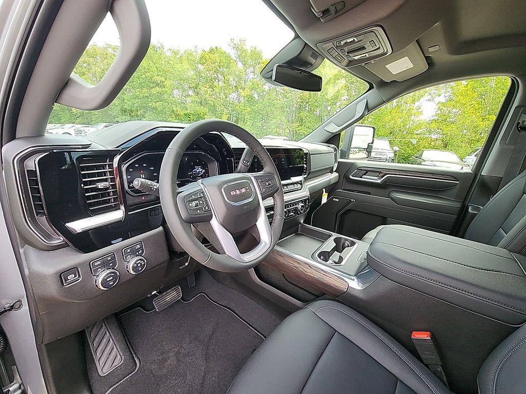 new 2025 GMC Sierra 2500 car, priced at $75,859